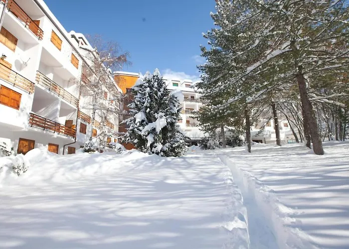 Ξενοδοχείο με διαμερίσματα Dima