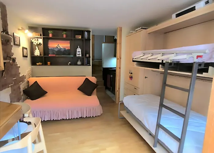 Ξενοδοχείο με διαμερίσματα Dima